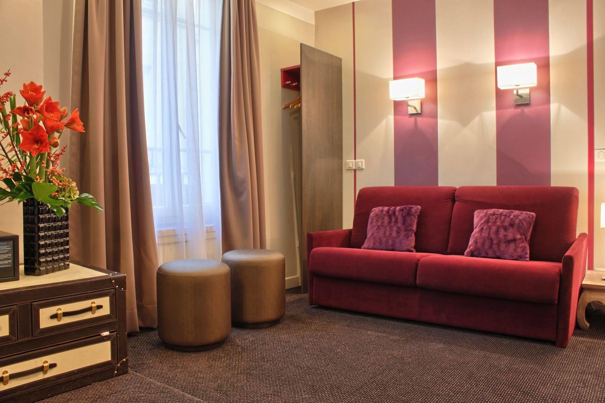 Du Lion D'or Louvre Hotel París